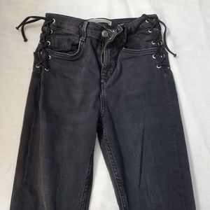 Zara skinny-dark gray jeans size 4